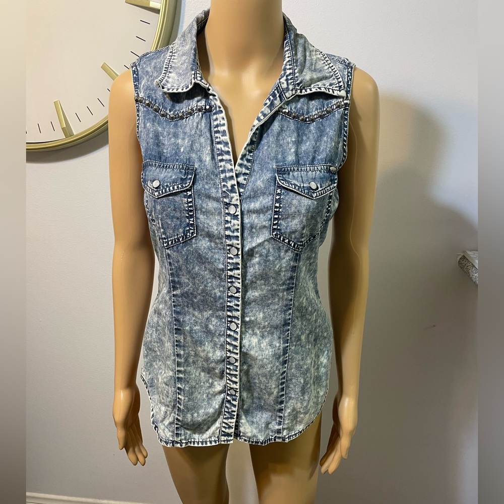 buffalo denim button down Size M